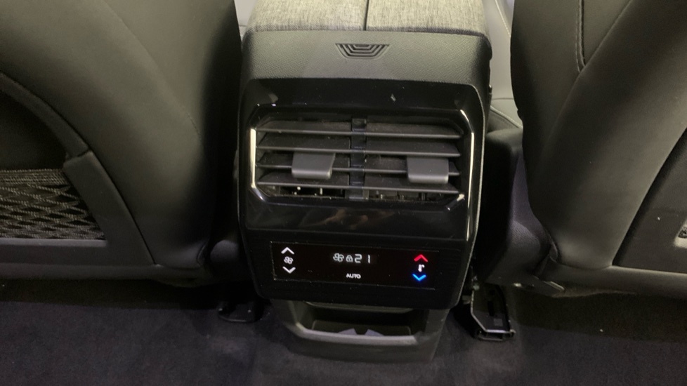 Peugeot 5008 1.2 Hybrid 136 Gt E-dsc6 Blue #29