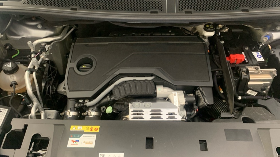 Peugeot 5008 1.2 Hybrid 136 Gt E-dsc6 Blue #23