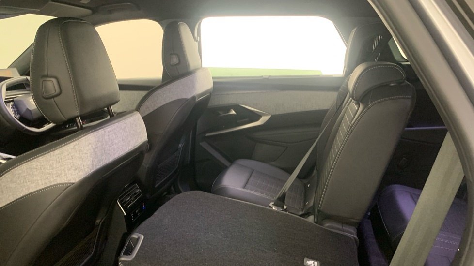 Peugeot 5008 1.2 Hybrid 136 Gt E-dsc6 Blue #59