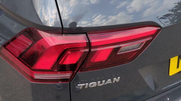 Volkswagen Tiguan 1.5 Tsi Evo Match Suv Euro 6 S NL69ODC Grey #5
