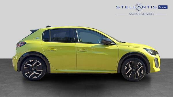 Peugeot e-208 51Kwh Gt Hatchback 11Kw Charger  #2