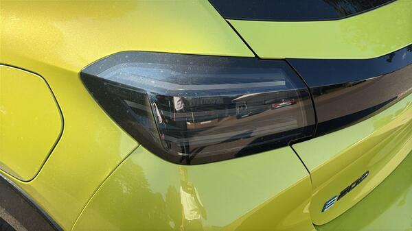 Peugeot e-208 51Kwh Gt Hatchback 11Kw Charger  #5