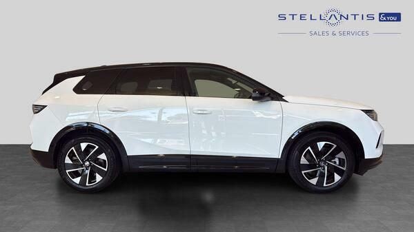 Vauxhall Grandland 73Kwh Gs Suv 213 Ps  #2