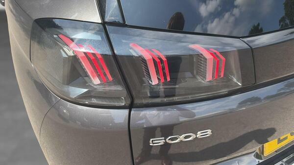 Peugeot 5008 1.2 Puretech Gt Suv Eat Euro 6 Ss 1 #5
