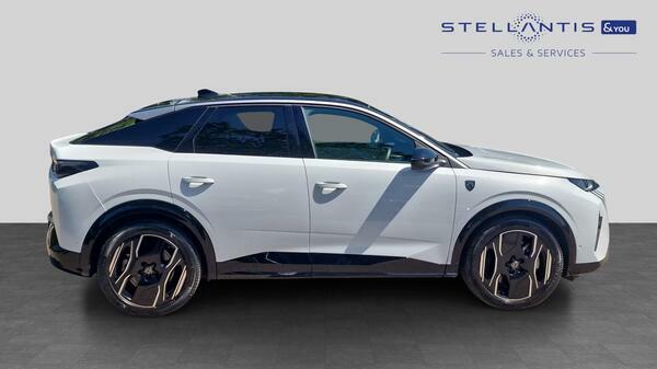 Peugeot 3008 73Kwh Gt Suv 210 Ps  #2