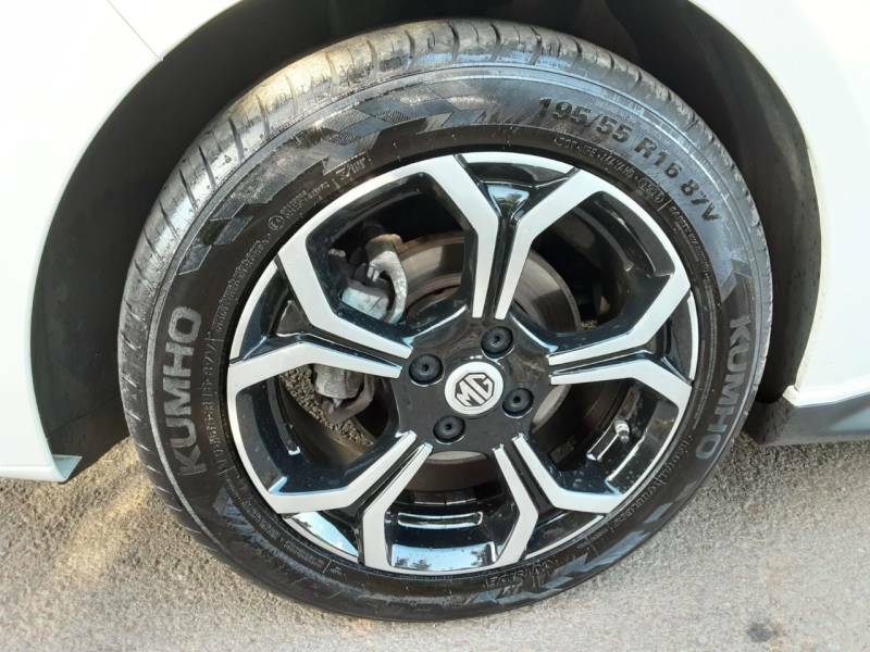 MG MG3 1.5 Vti-tech Excite Hatchback Eu Silver #31
