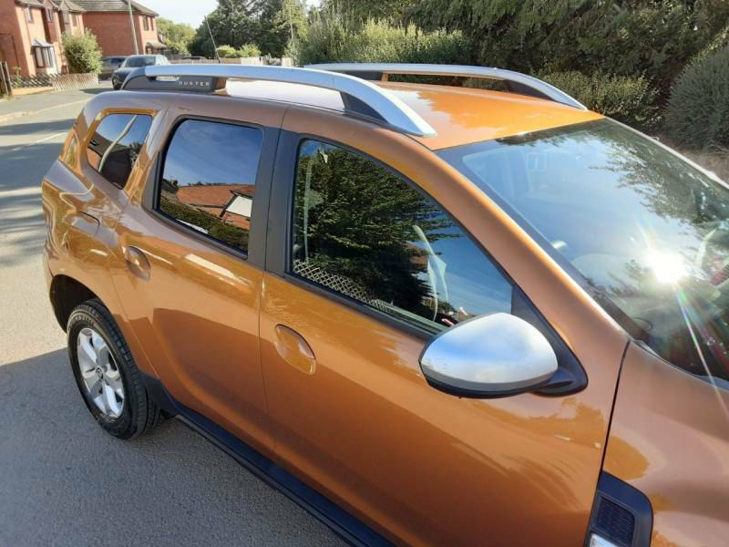 Dacia Duster 1.6 Sce Comfort - 2019 68 Orange #3