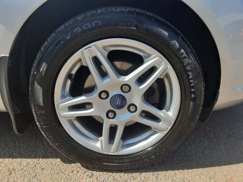 Ford Fiesta 1.0 Ecoboost Zetec Silver #2