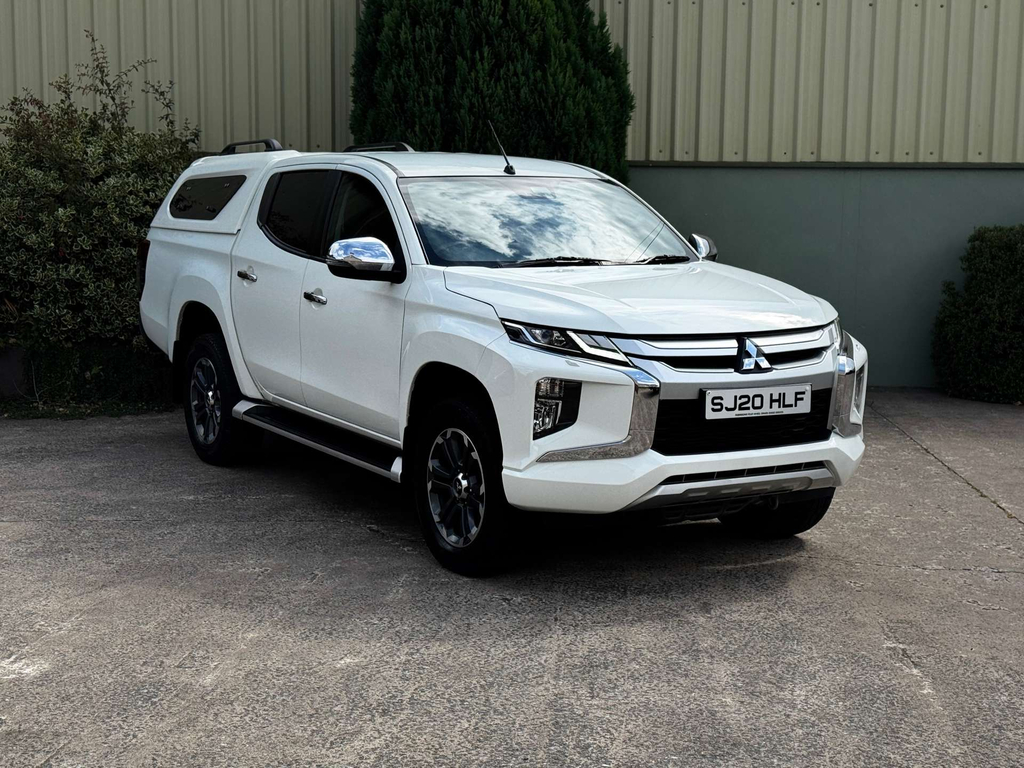 Mitsubishi L200 Barbarian Di-d 4Wd White