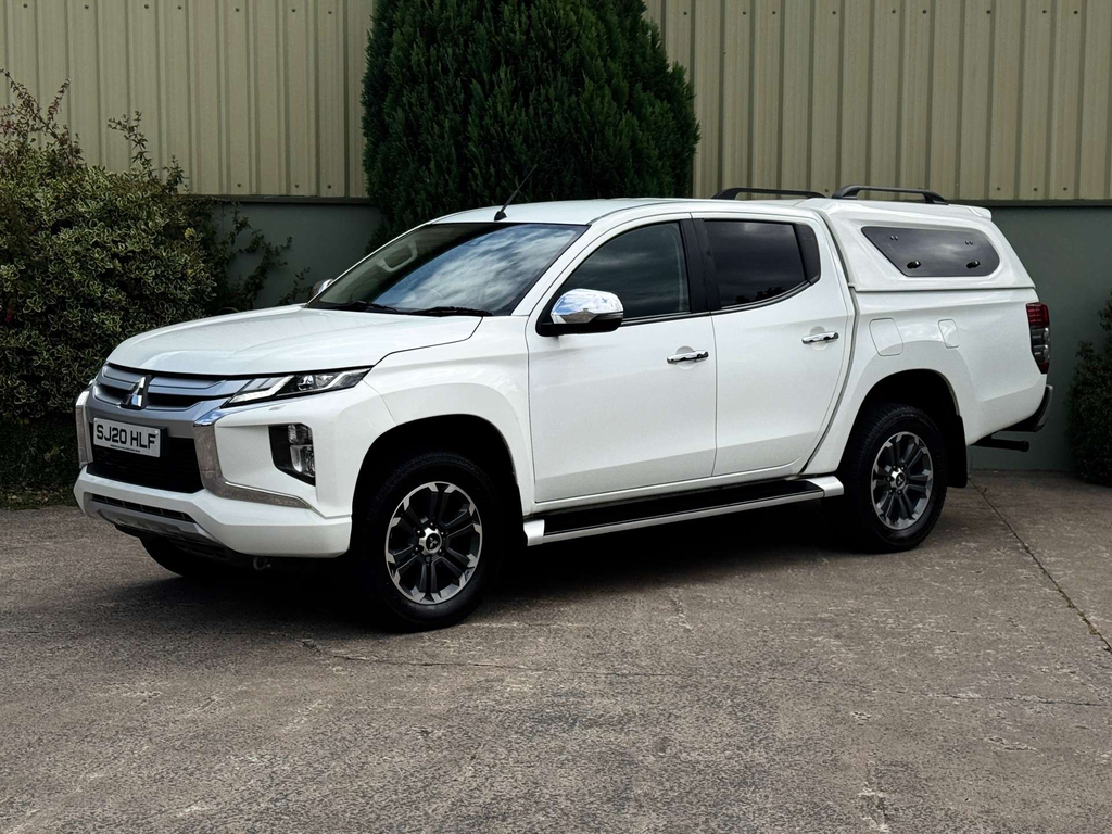 Mitsubishi L200 Barbarian Di-d 4Wd White #5
