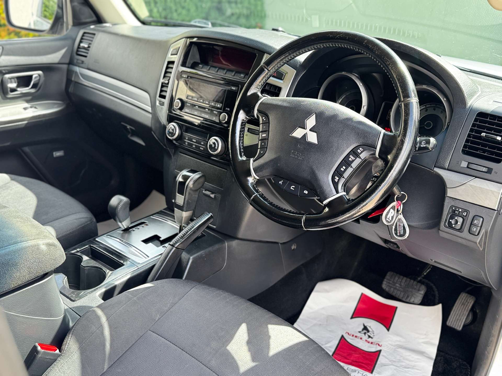 Mitsubishi Shogun 3.2 Di-dc Sg3 Suv 4Wd Euro 6 Lwb Black #10