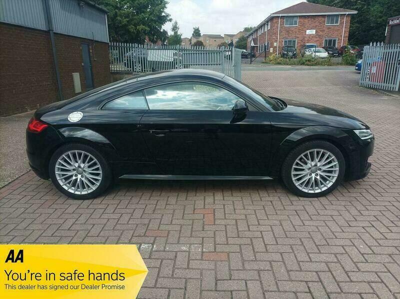 Audi TT 2.0 Tdi Ultra Sport Black #5