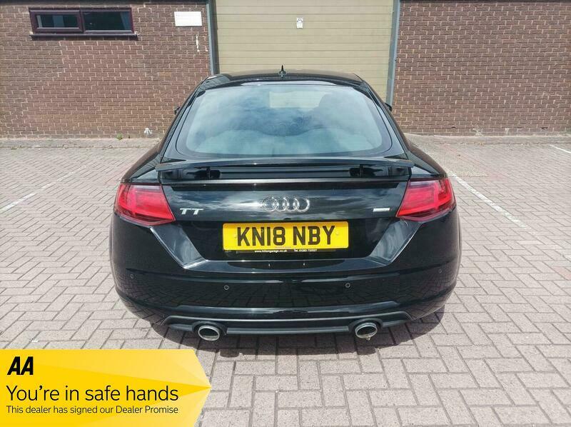 Audi TT 2.0 Tdi Ultra Sport Black #4