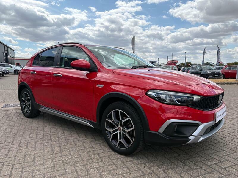 Fiat Tipo Manual Red