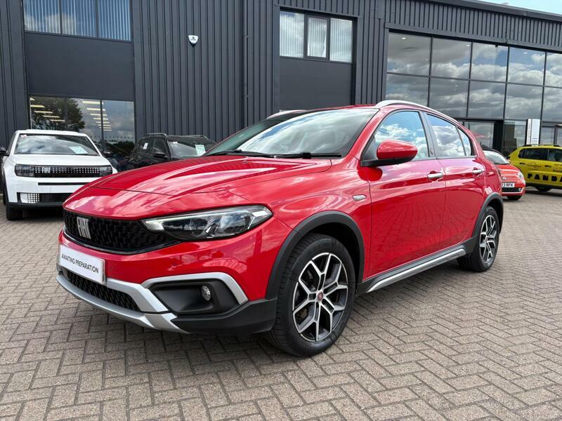 Fiat Tipo Manual Red #2