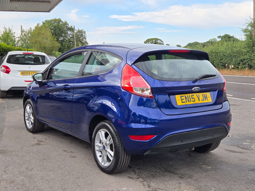 Ford Fiesta Zetec #4