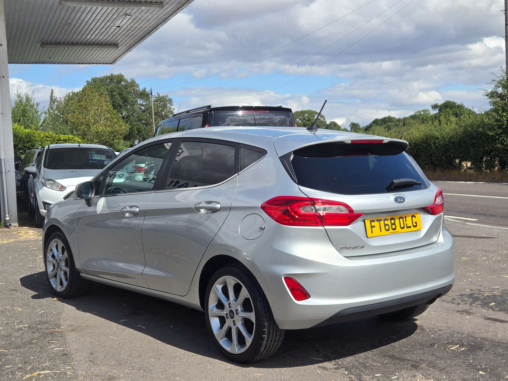 Ford Fiesta Titanium T Silver #4