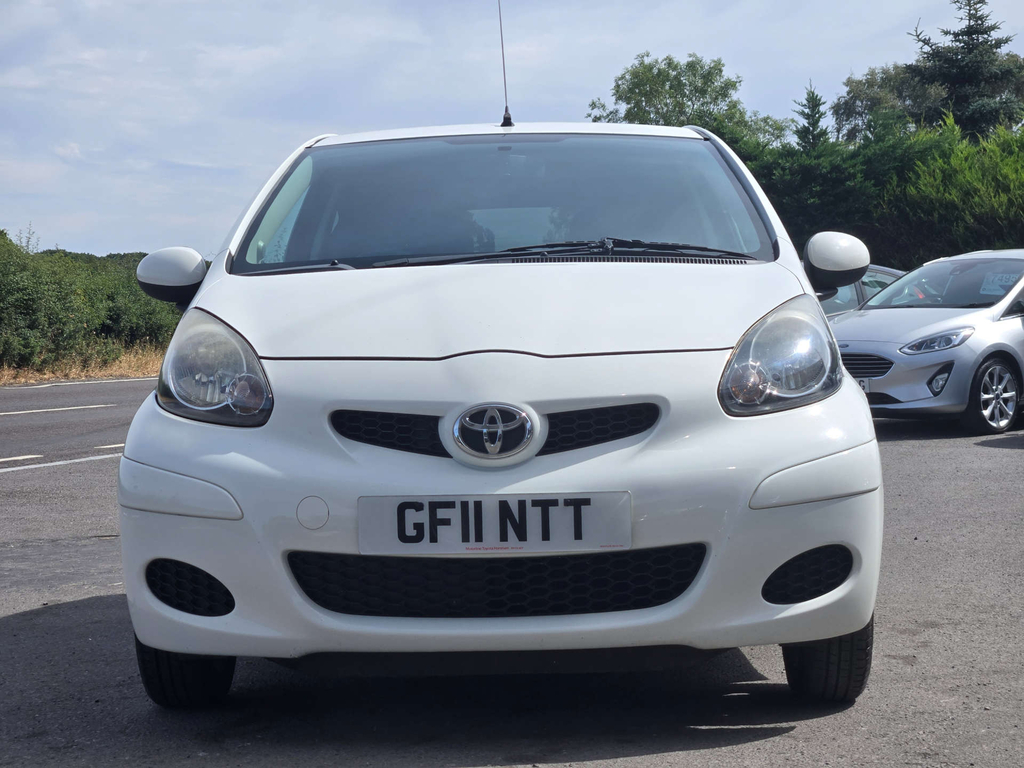 Toyota Aygo Vvt-i Ice 68 Silver #11