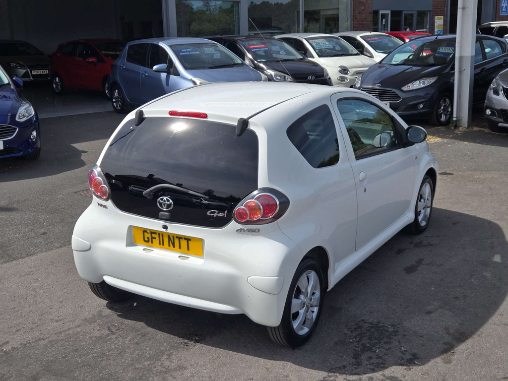 Toyota Aygo Vvt-i Ice 68 Silver #15