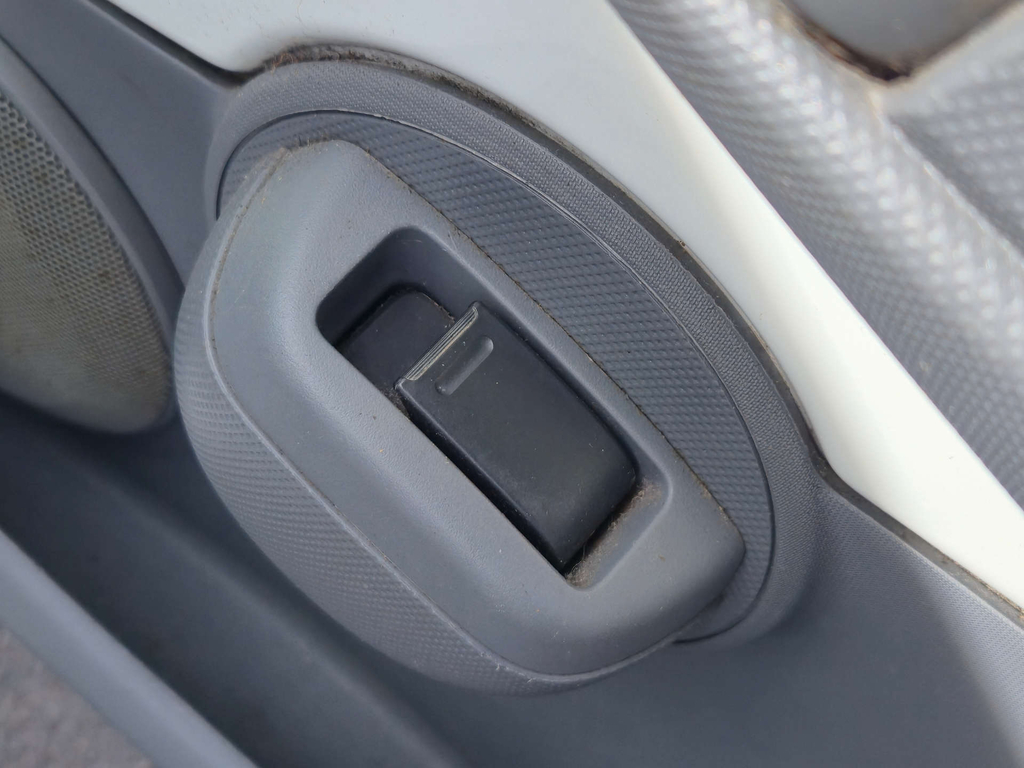 Toyota Aygo Vvt-i Ice 68 Silver #22