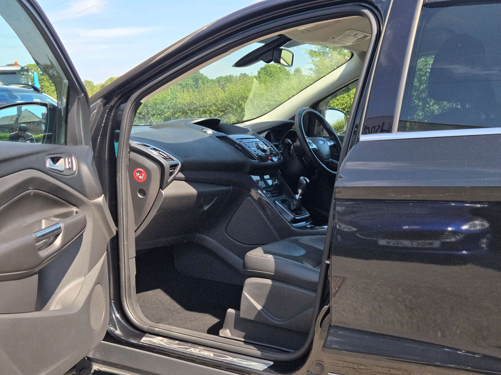 Ford Kuga 2.0 Tdci Titanium X Sport Suv Aw White #29