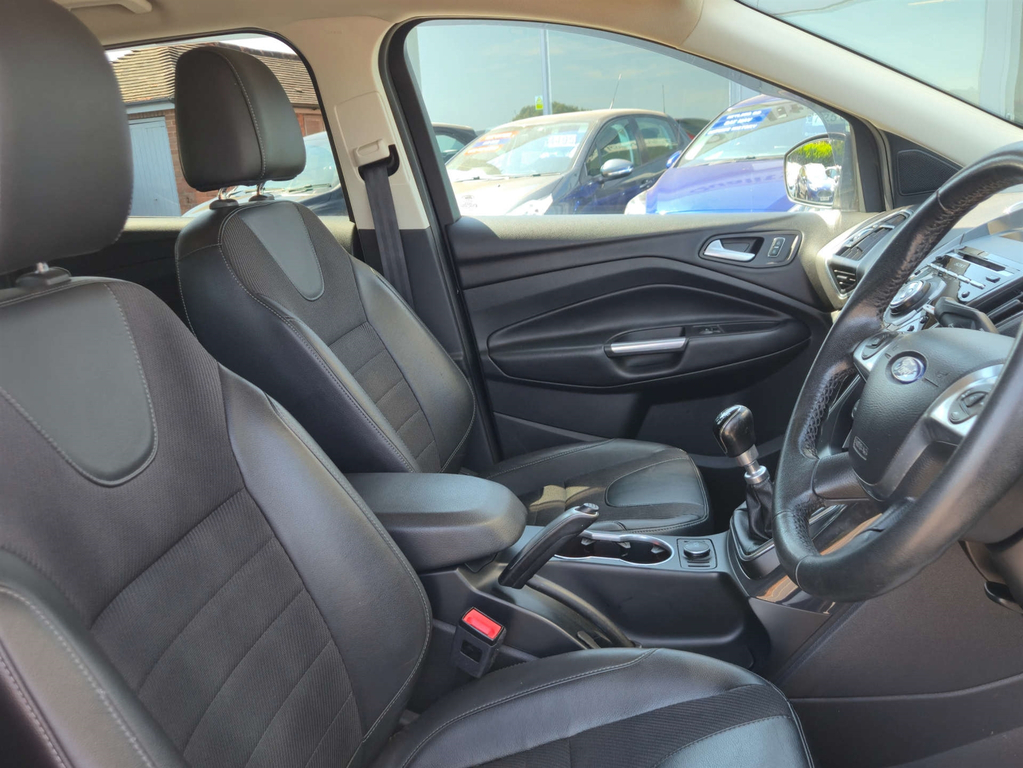 Ford Kuga 2.0 Tdci Titanium X Sport Suv Aw White #20