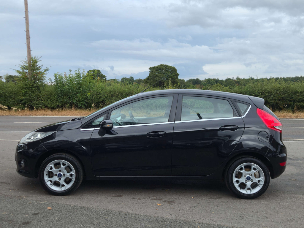 Ford Fiesta Zetec #3