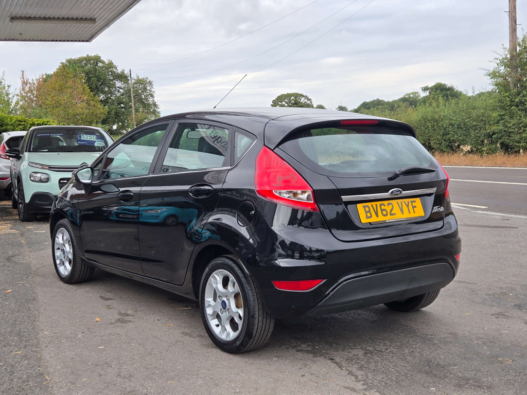 Ford Fiesta Zetec #4