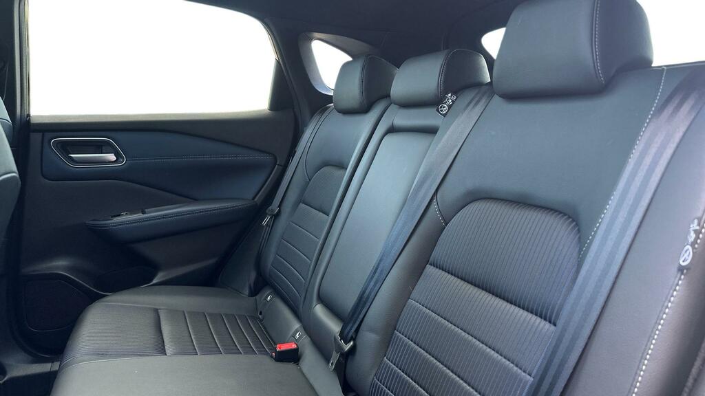 Nissan Qashqai 1.5 H E-power Tekna Black #4