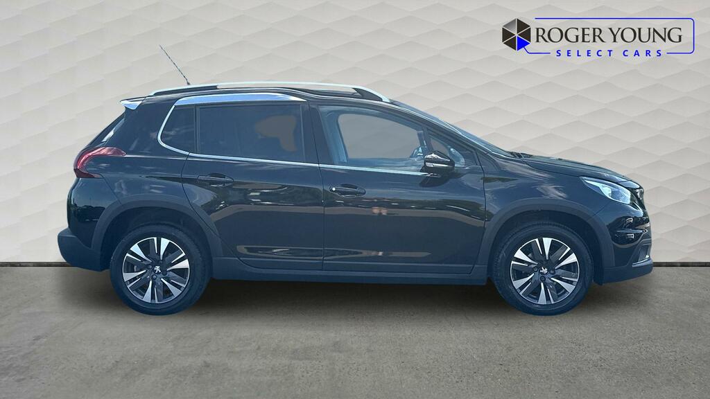 Peugeot 2008 1.2 Puretech Allure Black #5