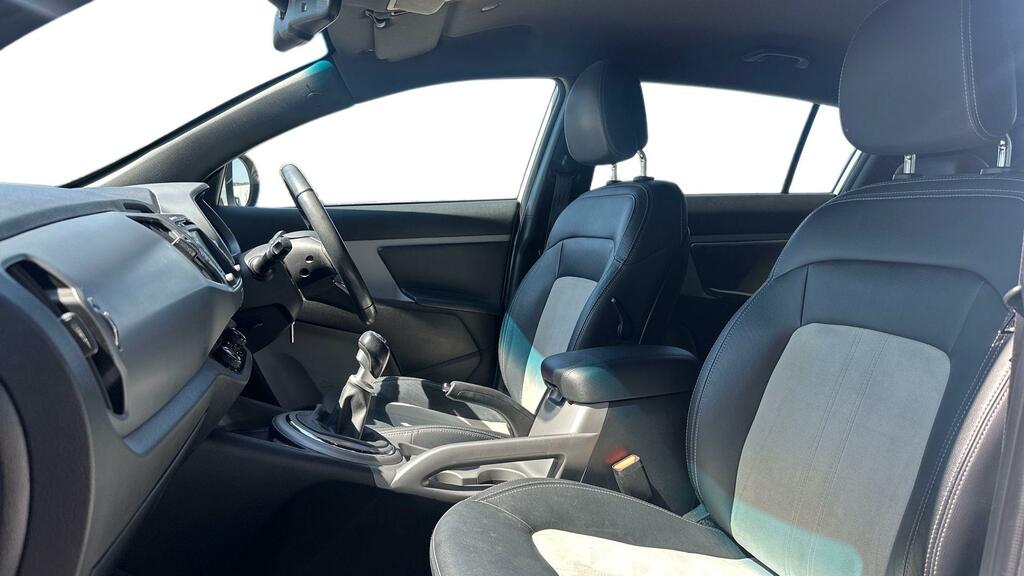 Kia Sportage 1.6 Gdi Ecodynamics Axis Edition White #3