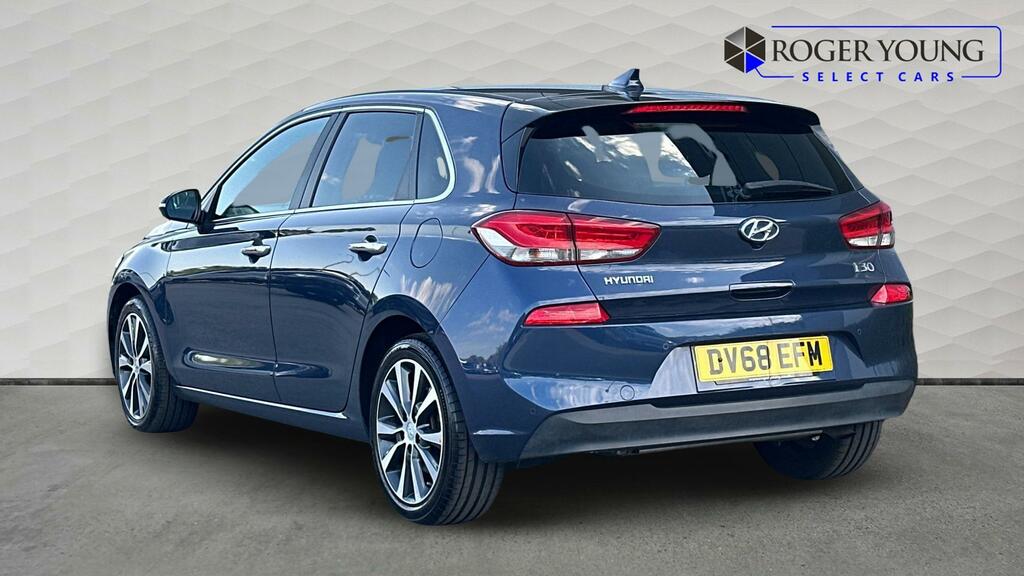Hyundai I30 1.6 Crdi Blue Drive Premium Blue #2