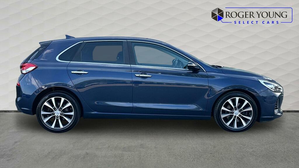 Hyundai I30 1.6 Crdi Blue Drive Premium Blue #5