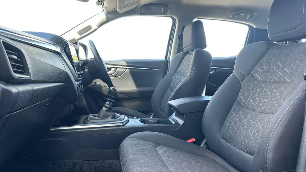 Isuzu D-Max Dl20 Dcb WJ25AOF Silver #3