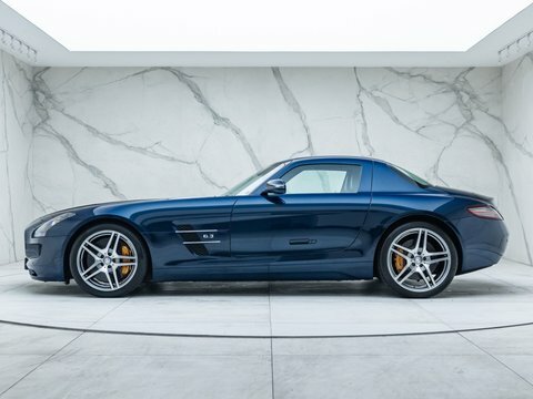 Mercedes-Benz SLS Amg #2