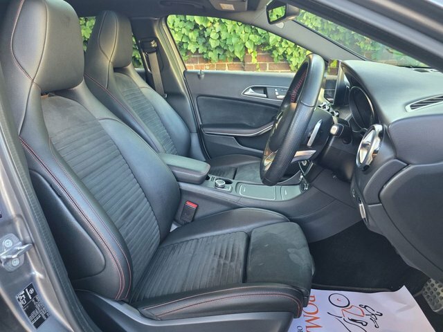 Mercedes-Benz GLA Class Suv 1.6 Gla180 Urban Edition 7G-dct Euro 6 Ss 5 Grey #30