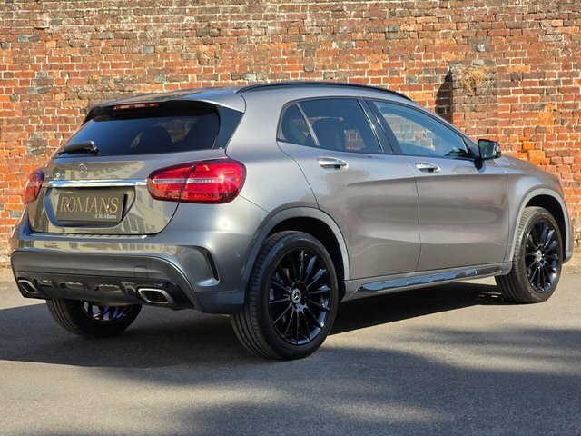 Mercedes-Benz GLA Class Suv 1.6 Gla180 Urban Edition 7G-dct Euro 6 Ss 5 Grey #17