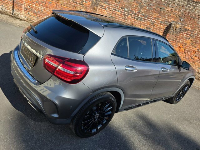 Mercedes-Benz GLA Class Suv 1.6 Gla180 Urban Edition 7G-dct Euro 6 Ss 5 Grey #7