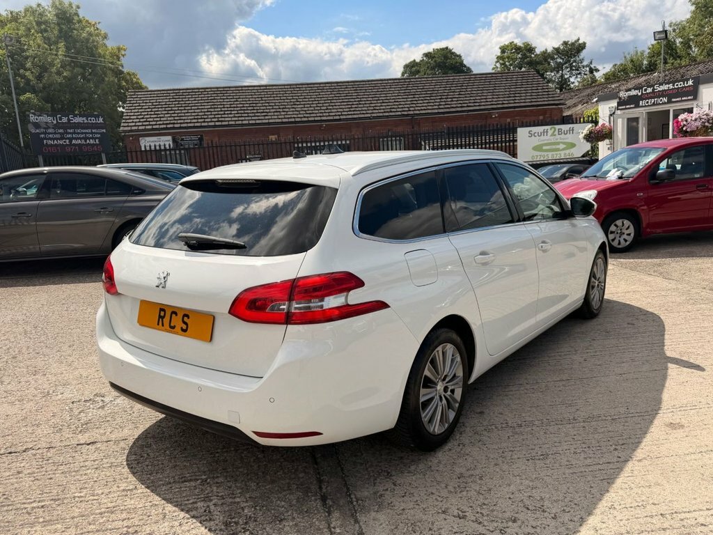 Peugeot 308 SW 1.2L Allure KW70VVK White #2