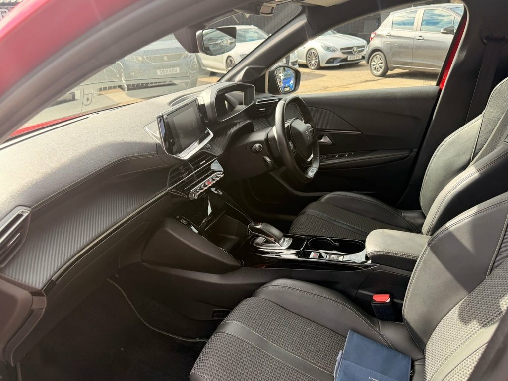 Peugeot e-208 100Kw Allure 50Kwh Black #22
