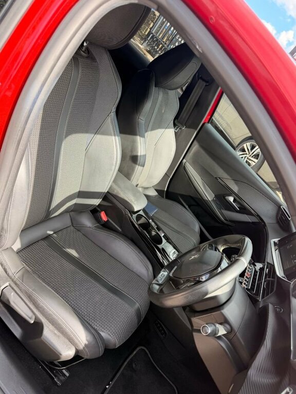 Peugeot e-208 100Kw Allure 50Kwh Black #15