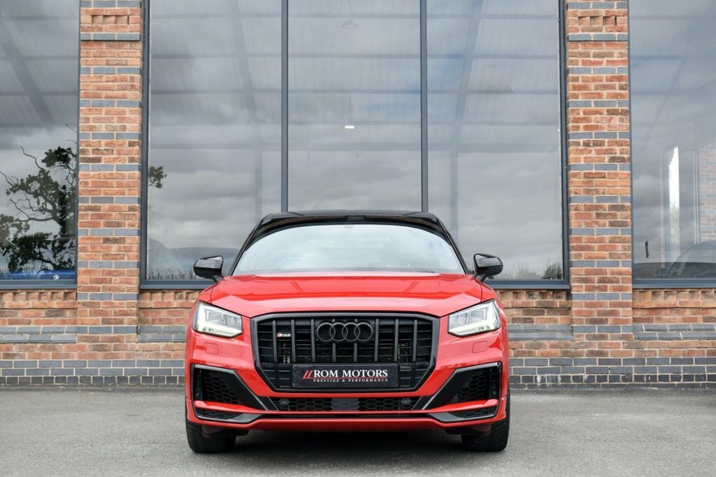 Audi SQ2 Suv Red #4