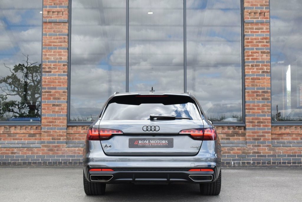 Audi A4 Avant 2L Black Edition Grey #6