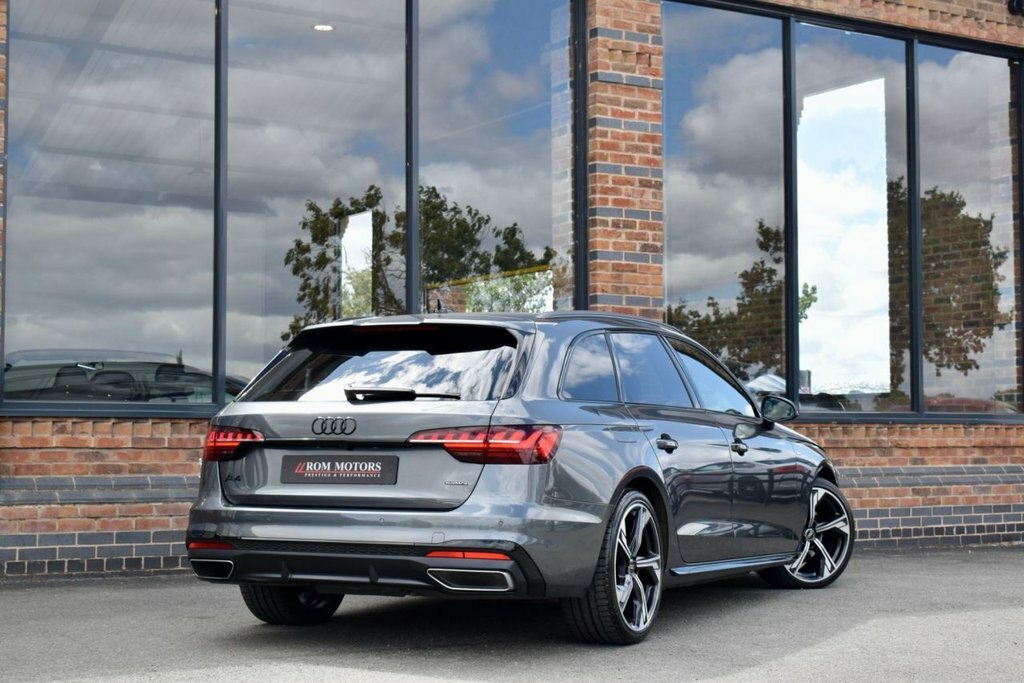 Audi A4 Avant 2L Black Edition Grey #2