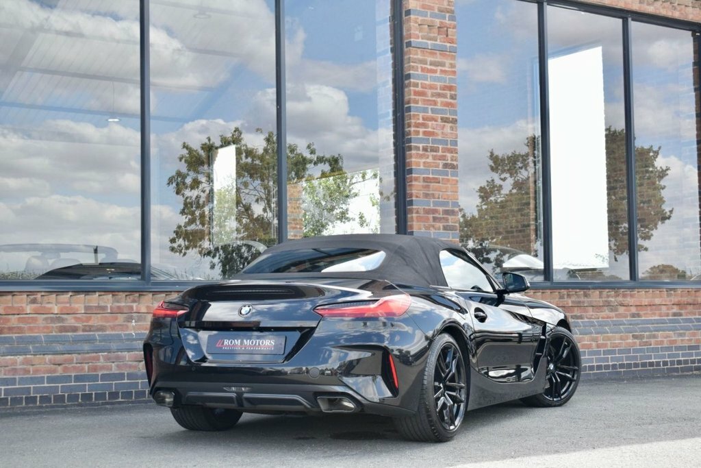 BMW Z4 3L Null Black