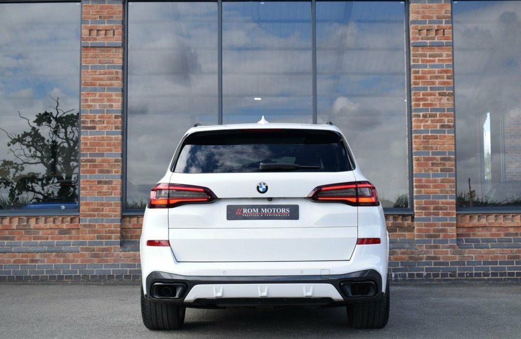 BMW X5 3L M Sport White #6