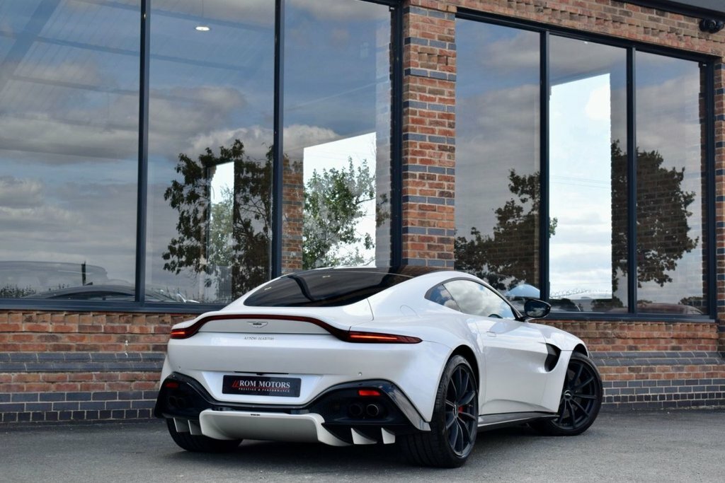 Aston Martin Vantage Coupe White #2