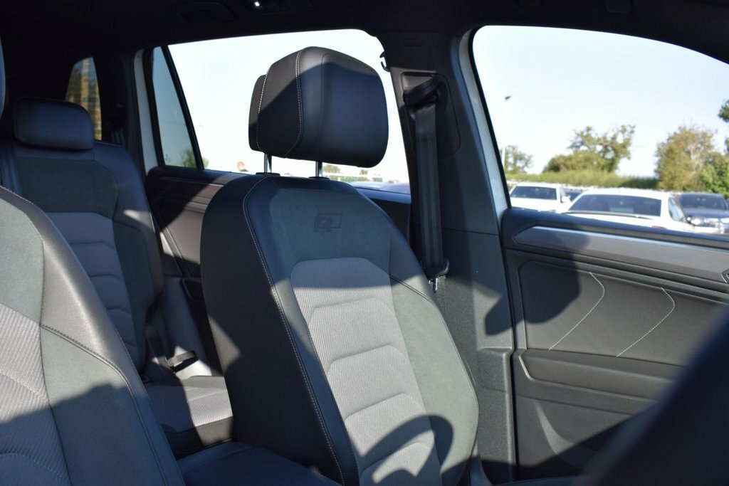 Volkswagen Tiguan Allspace 2L R-line White #5