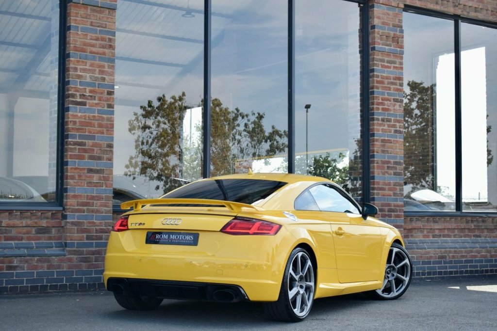 Audi TT RS 2.5L Null KL18HXJ Yellow #2