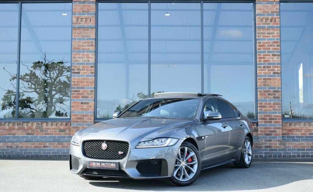 Jaguar XF 3L S Grey